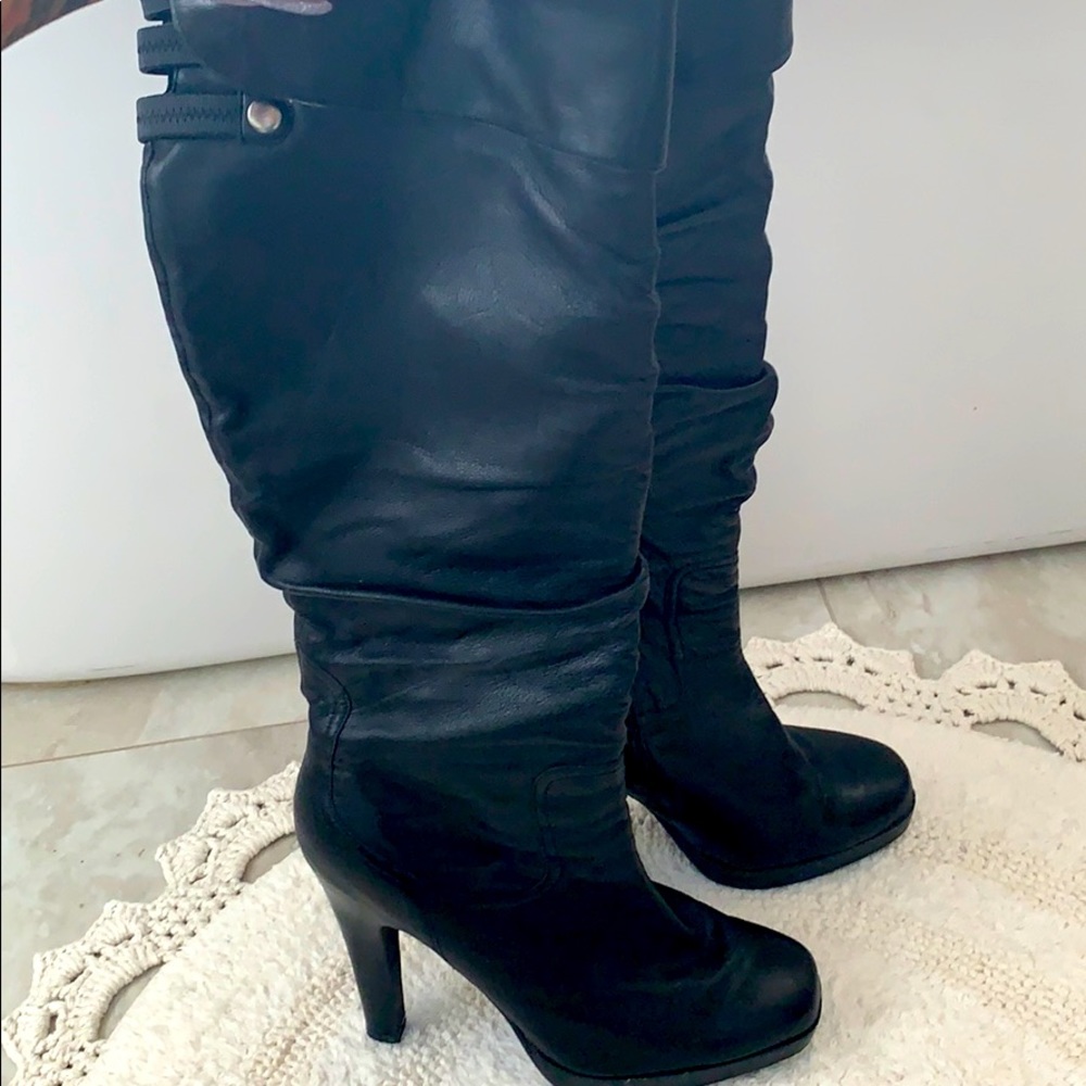 Black Jessica Simpson boots